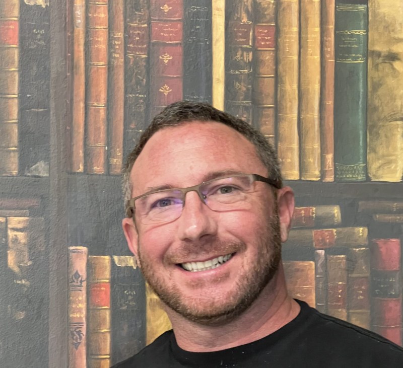 Patrick Will – Professional Cosmetologist at Style Street Barbers Apex NC